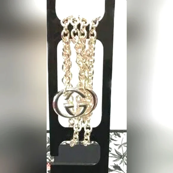 GORGEOUS 😍 ITALIAN LUXURY GUCCI NECKLACE ✨️ - Picture 1 of 9